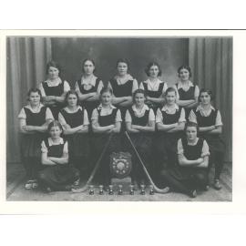 (Winners of the McKenzie Shield with 15 points - Runners up for the Day Cup). Tokanui Hockey Team