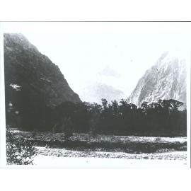 "Looking up Holyford Valley from Monkey Creek, Homer's saddle is to the left and the Lake Gertrude Saddle is to the right of the
