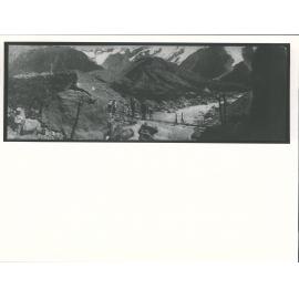 Moraine on left side