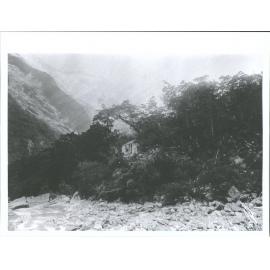 Pompolona Hut Te Anau