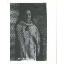 Guide Ellen [Whakarewarewa]