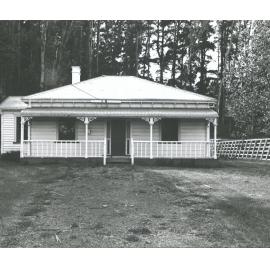 Warouru 1982, homestead