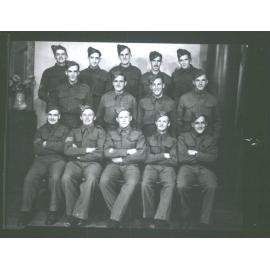 Reunion of Roxburgh servicemen in Cairo [2 NZEF]