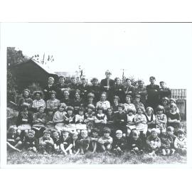 1927 Ngahere School 53 pupils