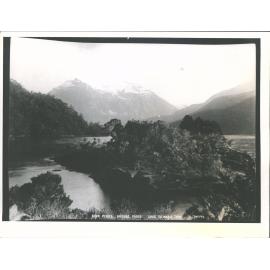 Hook Peaks, Middle Fiord, Lake Te Anau