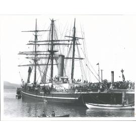 Terra Nova leaving Pt