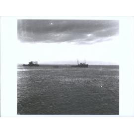 BLUFF-THAMES (1) (DUTCH TUG)