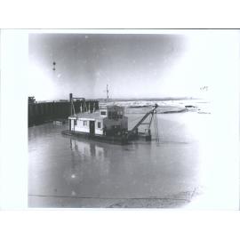 BLUFF - LA NINELLE (FRENCH DREDGE)