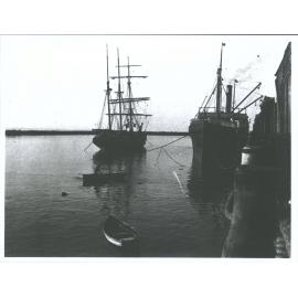 Ships at Timaru Harbour