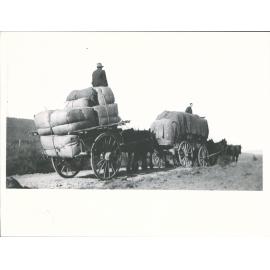 Carting wool to Buckingham's