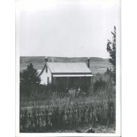 "Glen-iti" - Homestead of Fleming Farm, bought by McGeorges & dredged 1903-1906