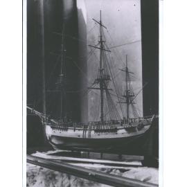 ENDEAVOR (MODEL)