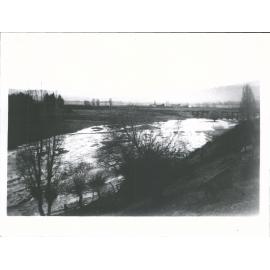 Muttontown Gully - Railway bridge between Alexandra & Clyde, during flash flood
