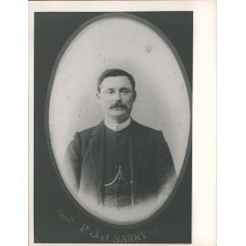 PORTRAITS - Barry, P.J.J.