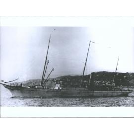 HINEMOA