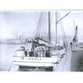 HOANGA Scow