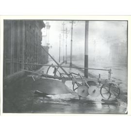 Single furrow plane plough & 2 undercut skeiths (cultures) [2]