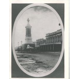 Thames Street soldiers memorial