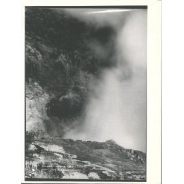 The Great Wairakei Geyser In Action