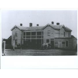 Old Commercial Hotel. Coach leaving old Commercial Hotel, Riverton, for Invercargill, 1860s, before any railway was built.
