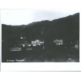 The school, Paekakariki