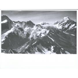 Mounts Sefton, Footstool, La Perouse, Davids Dome and Cook from Mt. Annette