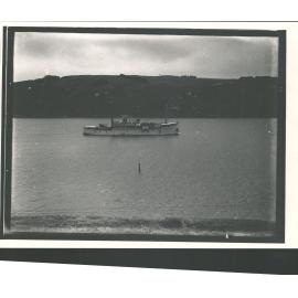 North Star (American Antarctic Service Expedition) 139-40