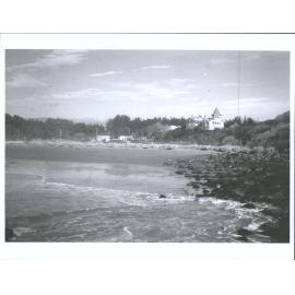 Warrington Beach, showing Manor House