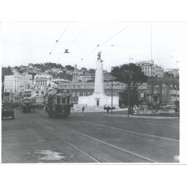 Looking south along Lambton Quay