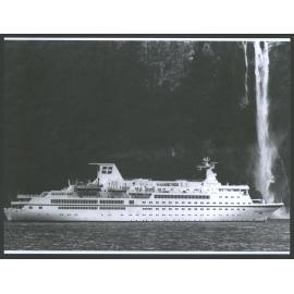 PRINCESS MAHSURI Milford Sound