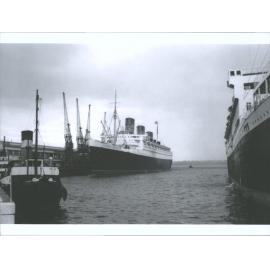 QUEEN MARY