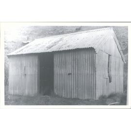 Mt. John Hut, 3/4 hr from Jubilee Hut