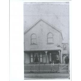 Dwellings unidentified