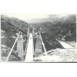 View of the two bridges over the Shotover River