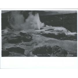 Brain Pot and Pohutu Geyser, Rotorua
