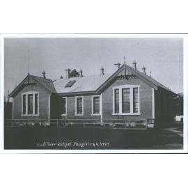 East Taieri School