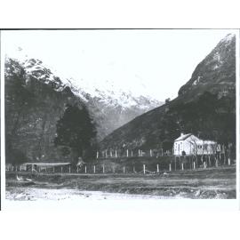 Mt Aspiring Station - Homestead, Station