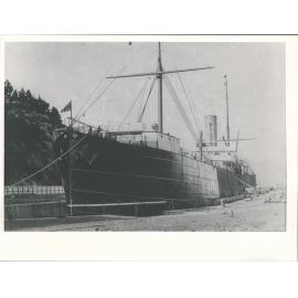 Wakanui (ship) in Port Chalmers Dock