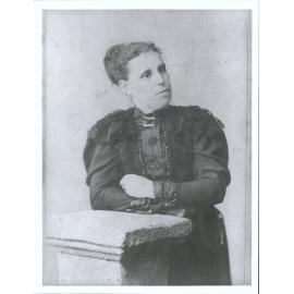 Clayton, Gina