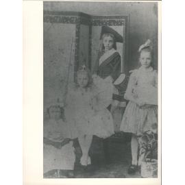 CLULEE, Doin, Hilary, Vera and Mary