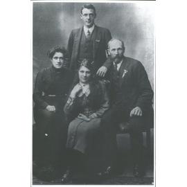 Jessie + Harry Coster Arthur + Daisy