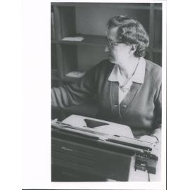 Dallas, Ruth