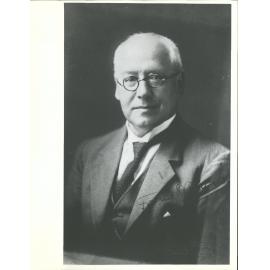 Dunlop, Prof Francis Wallace