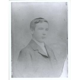 Hore, Arnold