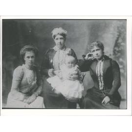 JAGO, Grt grandmother, Daisy Emerson, Peggy Emerson (later Reid) & Mrs John Wesley Grandmother Peake
