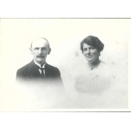 Moss, Mr & Mrs. Percy
