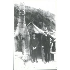 Davie Tippet, racemans hut