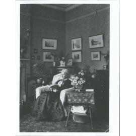 "Great aunt Mary London" (V. Walrond)