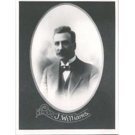 Member (Andersons) Bay Town Board