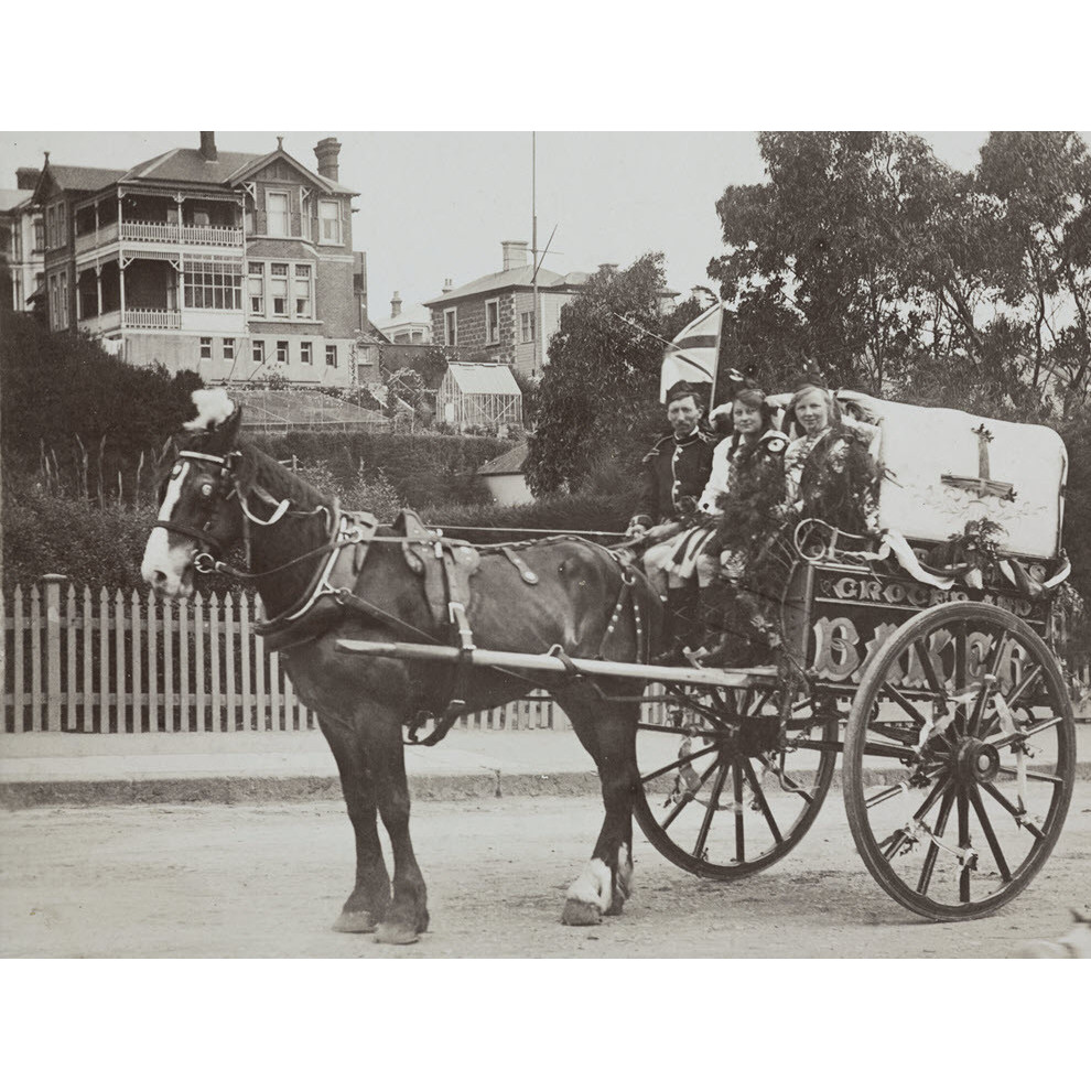 Horse-drawn vehicles